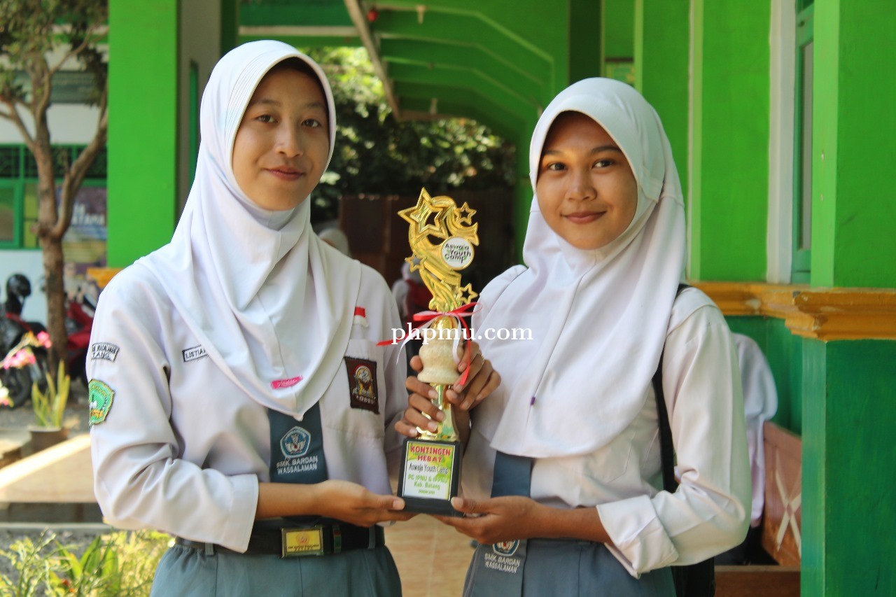 PERAIH JUARA LOMBA MEMBACA KITAB KUNING